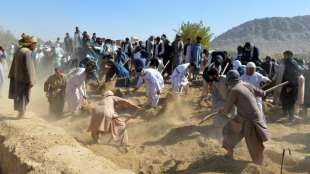 Opferzahl bei Anschlag auf Moschee in Kandahar steigt auf 60