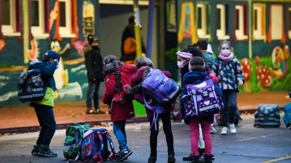 Jahresbericht: Corona-Pandemie beeintr&auml;chtigt Menschenrechtslage in Deutschland