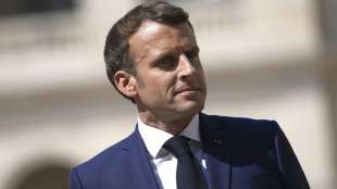 Macron in Tokio eingetroffen - Minusbesuch der Staatsoberh&auml;upter