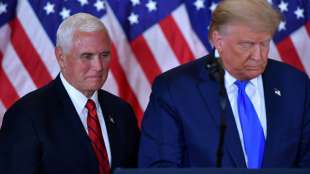 Pence stellt sich in Amtsenthebungs-Debatte hinter Trump