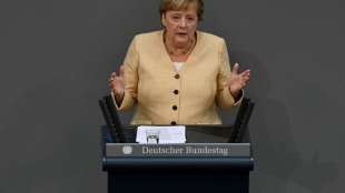 Merkel wirbt im Bundestag offensiv f&uuml;r Laschet