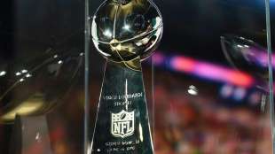 NFL verlost Football-Party mit Vince-Lombardi-Trophy
