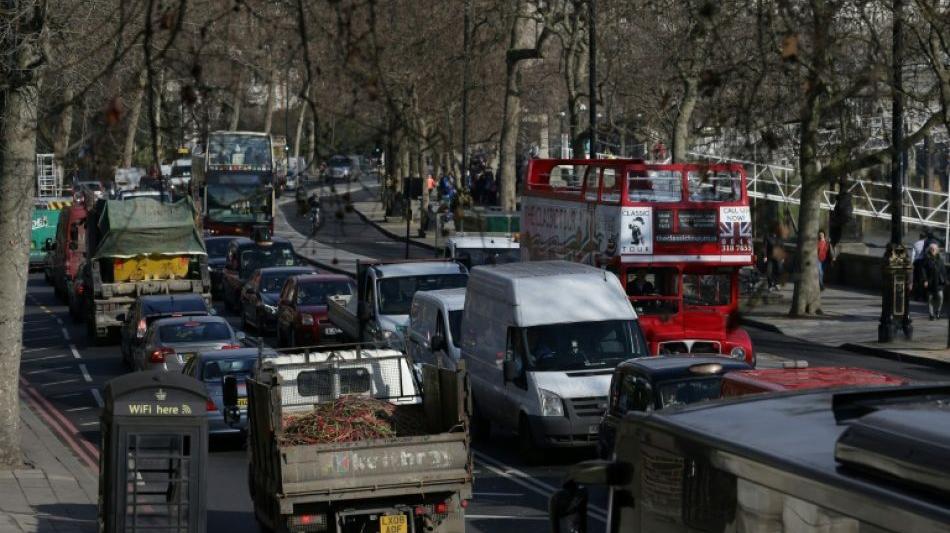 Großbritannien: Ab 2040 Verkauf von Diesel- und Benzinautos verboten