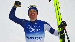Skilangl&auml;ufer Niskanen holt Gold &uuml;ber 15 km - B&ouml;gl 17.