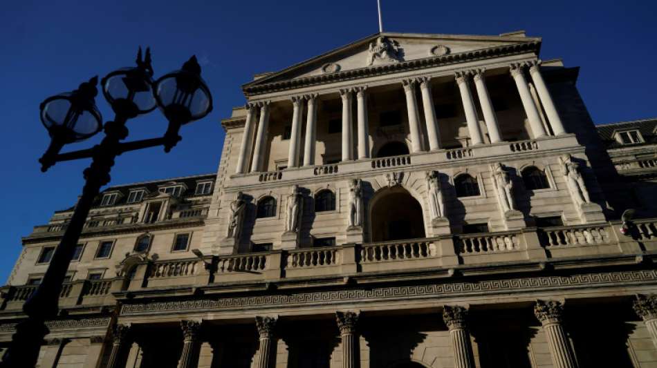 Britische Zentralbank schraubt BIP-Prognose für 2021 nach oben