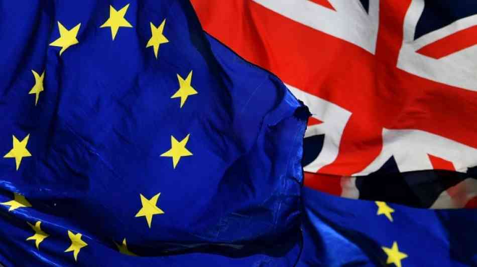 EU-Kommission hält harten Brexit am 12. April für "zunehmend wahrscheinlich"