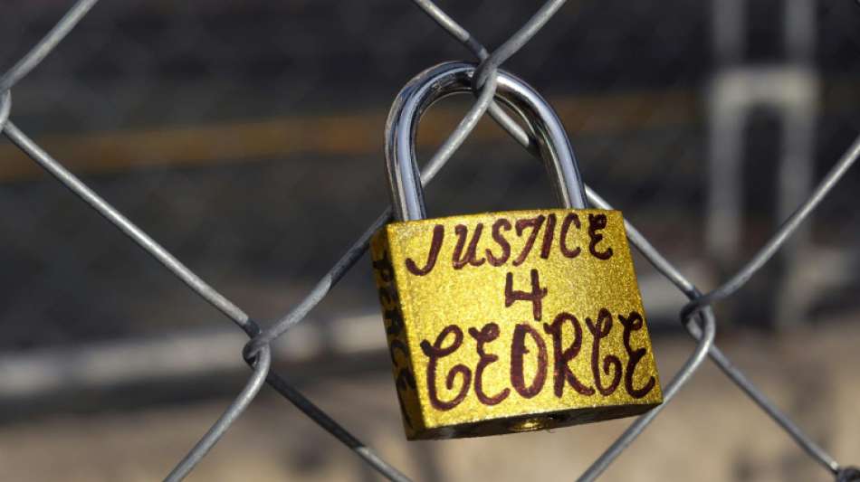 18-Jährige hinter Video von Floyd-Festnahme sagt in Prozess gegen Ex-Polizist aus