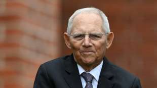 Sch&auml;uble fordert "humanit&auml;re" L&ouml;sung f&uuml;r Fl&uuml;chtlinge an EU-Au&szlig;engrenze