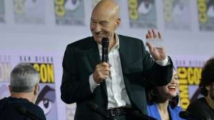 Patrick Stewart "überglücklich" über Neustart als Captain Picard