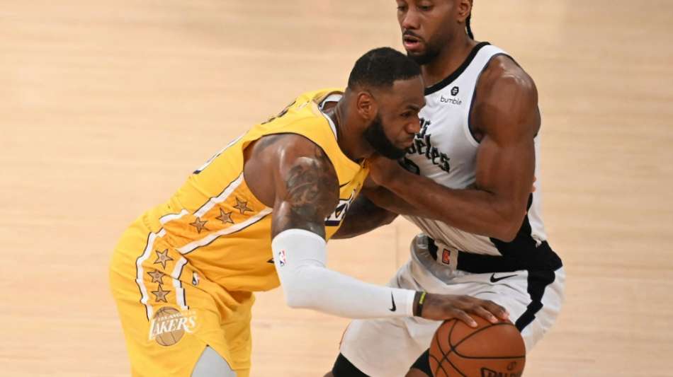 NBA: Superstar Leonard f&auml;llt nach OP auf unbestimmte Zeit aus