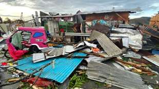 Mehr als hundert Tote durch Super-Taifun "Rai" auf den Philippinen