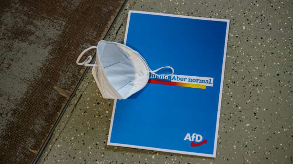 AfD lehnt Pflicht zum Tragen von Masken in allen Bereichen ab 