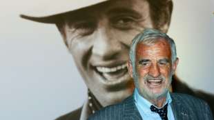 Nationale Trauerfeier f&uuml;r Belmondo im Pariser Invalidendom