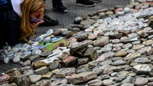 Proteste gegen argentinischen Präsidenten nach Verstoß gegen Corona-Regeln