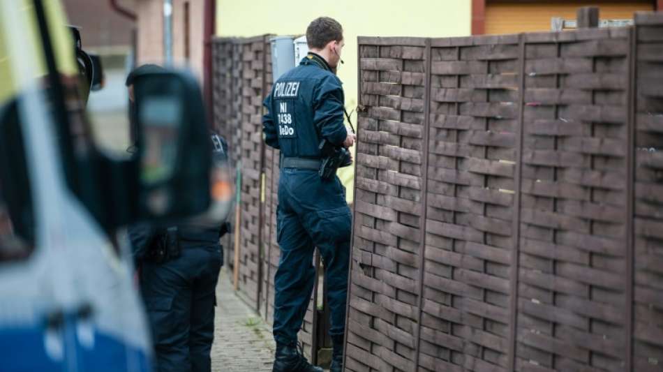 Polizei startet Razzien in neun Bundesländern gegen Islamisten-Netzwerk