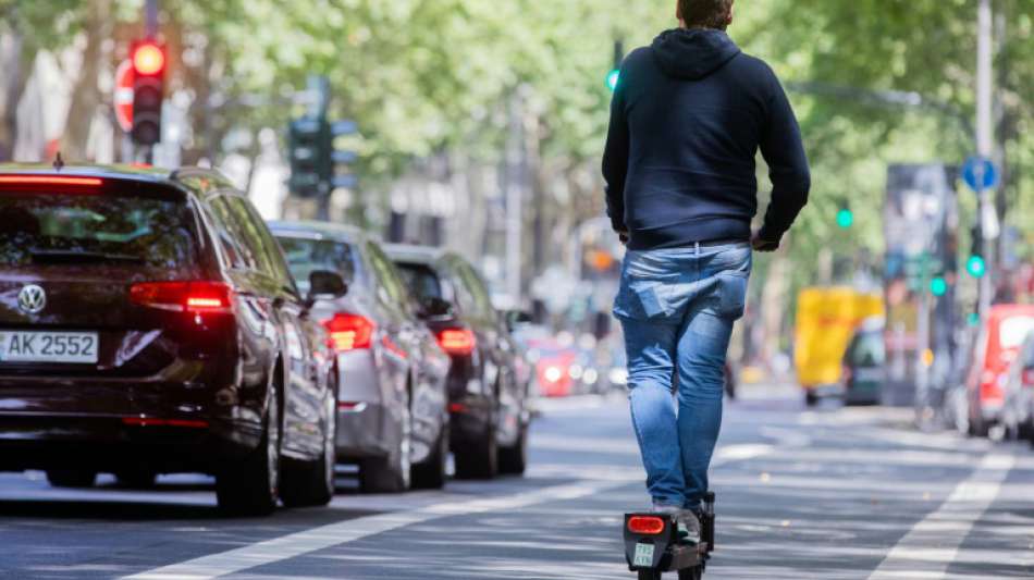 Vor allem jüngere Menschen wollen E-Scooter nutzen