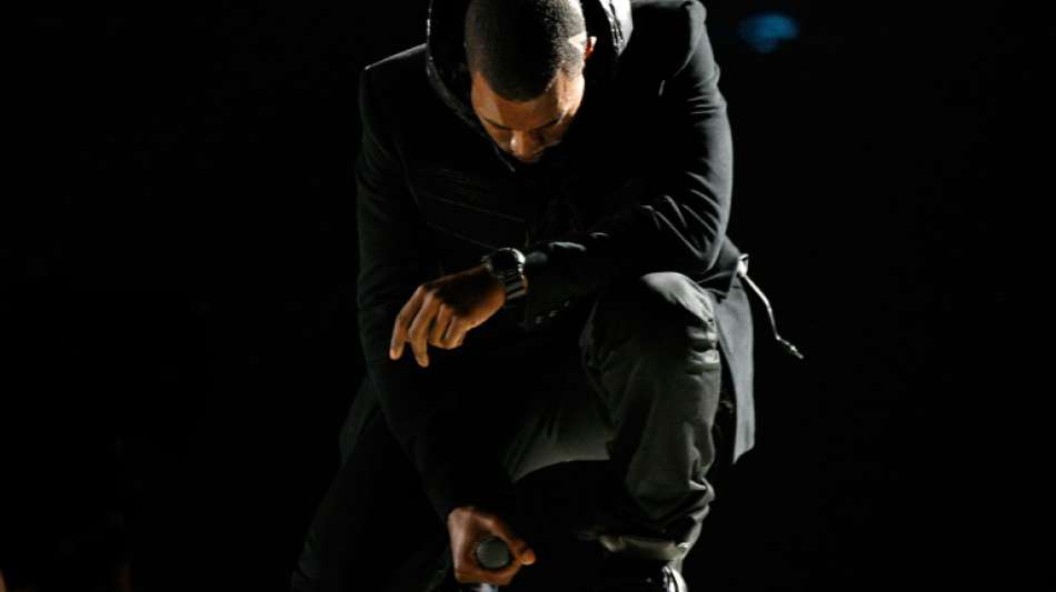 Von Kanye West getragene Sneakers könnten mehr als eine Million Dollar bringen