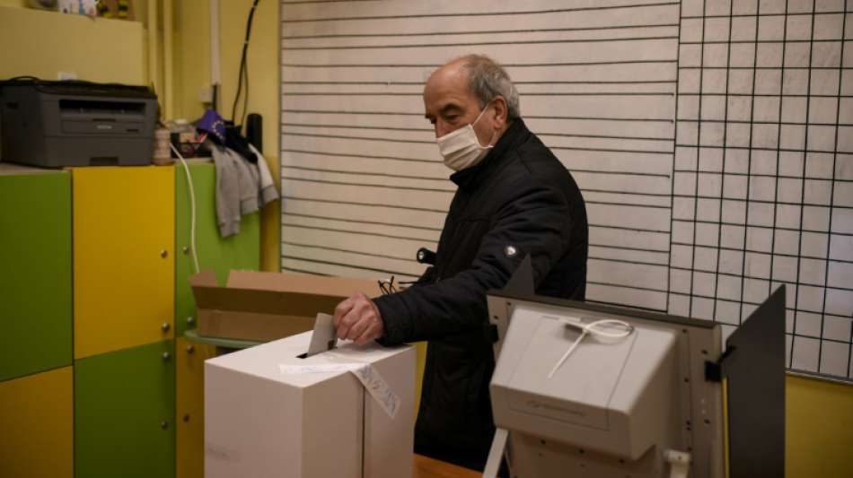 Dramatische Corona-Lage &uuml;berschattet Parlamentswahl in Bulgarien