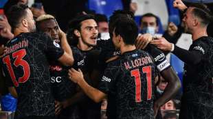 Napoli wahrt wei&szlig;e Weste - erste Saisonniederlage f&uuml;r Inter