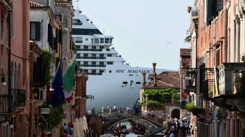 Erneuter Unfall mit Kreuzfahrtschiff in Venedig knapp verhindert