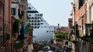 Erneuter Unfall mit Kreuzfahrtschiff in Venedig knapp verhindert