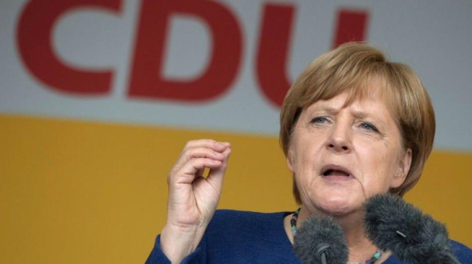 Kanzlerin Merkel stellt sich Fragen von YouTubern
