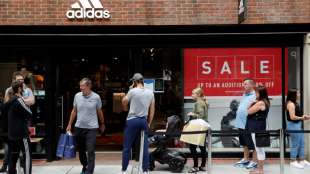Adidas blickt nach Millionenverlust im zweiten Quartal wieder nach vorn 