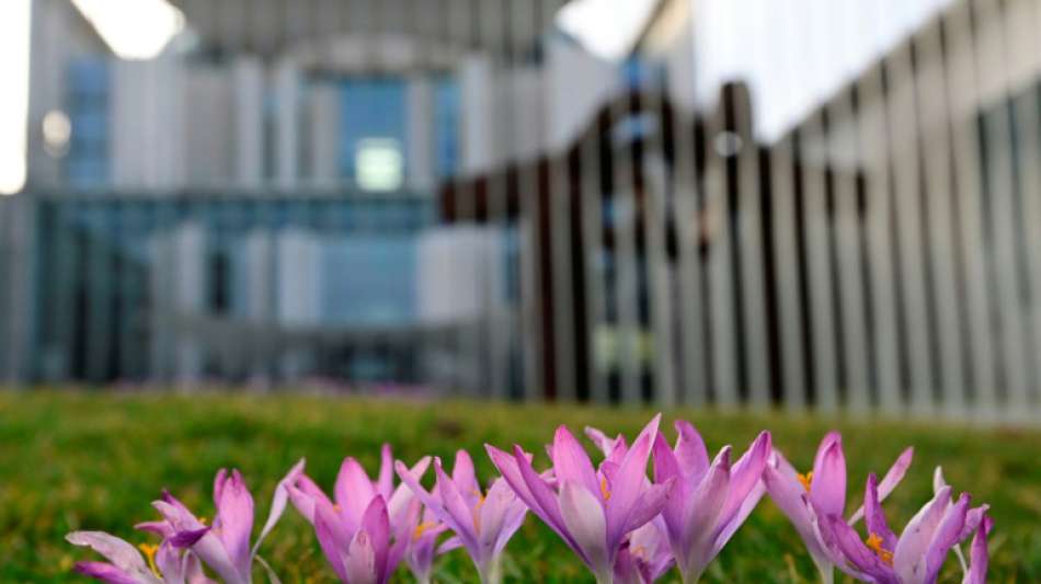 Bundesregierung denkt weiter über stärkeres Eingreifen in Pandemie-Politik nach