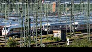 Bahn kontrolliert 80.000 Reisende nach 3G-Regeln - 40 Fahrg&auml;ste mussten aussteigen
