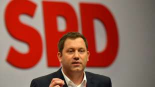 Klingbeil bekräftigt Kritik an Spahns Impfstrategie