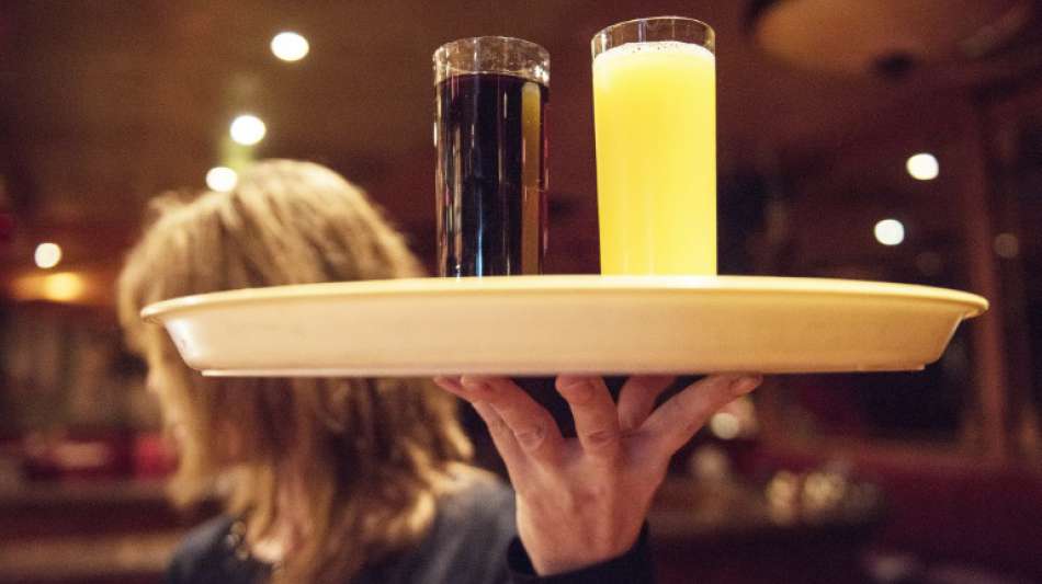 Gewerkschaft fordert zwölf Euro pro Stunde in Systemgastronomie