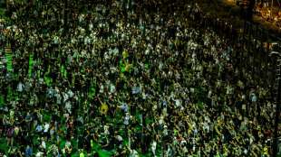 Hongkonger Aktivist Joshua Wong bekennt sich wegen Tiananmen-Mahnwache schuldig