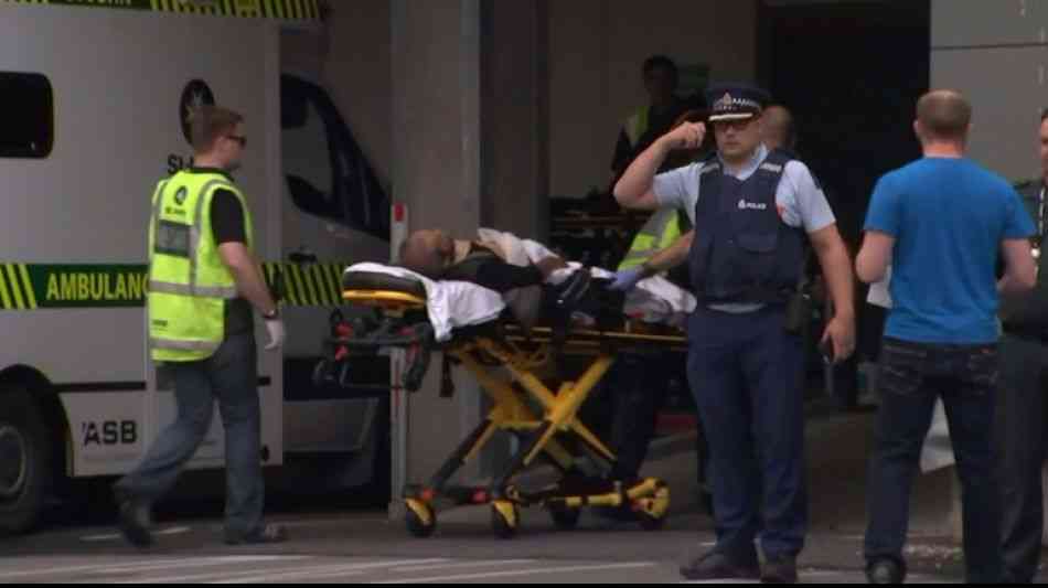 Polizei: Festnahmen und Bombenfunde nach Moschee-Angriffen in Christchurch