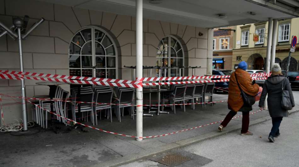 Mehrere tausend Menschen demonstrieren in Österreich gegen Corona-Lockdown 