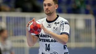 Handball: Flensburg bezwingt Magdeburg und bleibt an Kiel dran