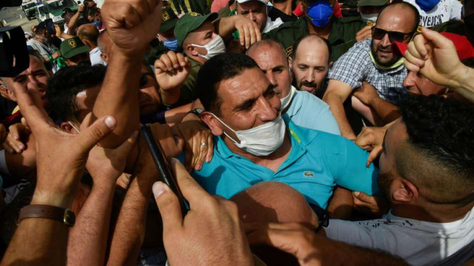 Bekannter algerischer Demokratie-Aktivist Tabbou in Polizeigewahrsam