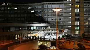 Bluttests beim Papst fallen nach Darm-OP "zufriedenstellend" aus