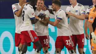 2. Liga: Doppelpacker Kittel l&auml;sst HSV jubeln - St. Pauli an der Spitze