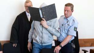 Verteidiger fordern in Lügde-Prozess mildere Strafen für beide Angeklagte