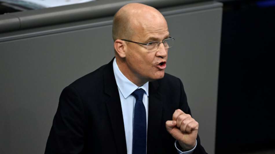 Brinkhaus fordert "Jahrhundertreform" der staatlichen Strukturen im Land