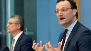 Spahn mahnt angesichts des stockenden R&uuml;ckgangs der Corona-Zahlen zur Vorsicht