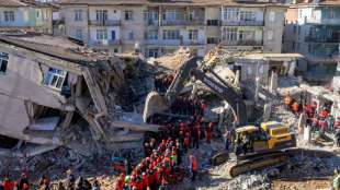 Kaum noch Hoffnung auf Überlebende nach schwerem Erdbeben in der Türkei