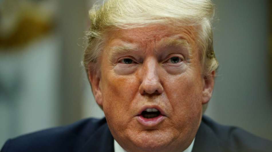 Donald Trump beschäftigt sich mit Toilettenspülungen