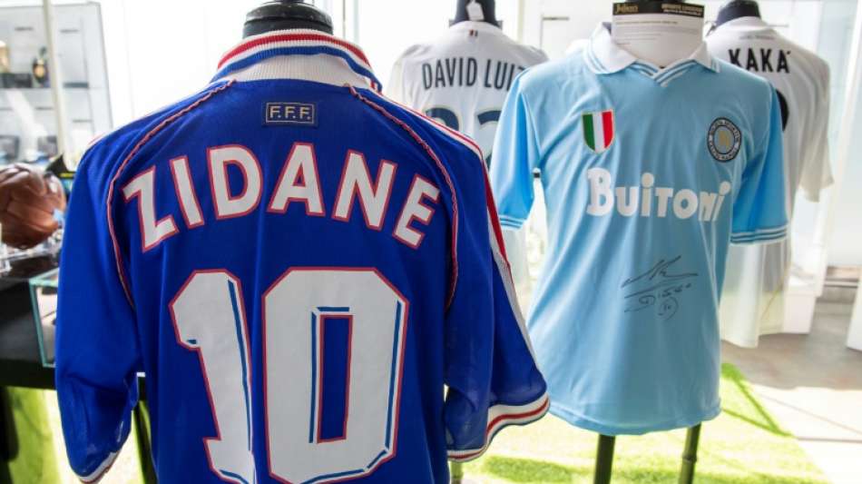 Trikot von Ex-Fu&szlig;ballstar Zidane f&uuml;r 108.000 Dollar versteigert