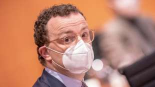 Spahn verteidigt im Bundestag Ma&szlig;nahmen in der Corona-Pandemie