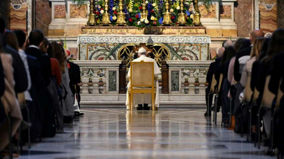 Papst Franziskus beginnt Gebetsreihe für Ende der Corona-Pandemie