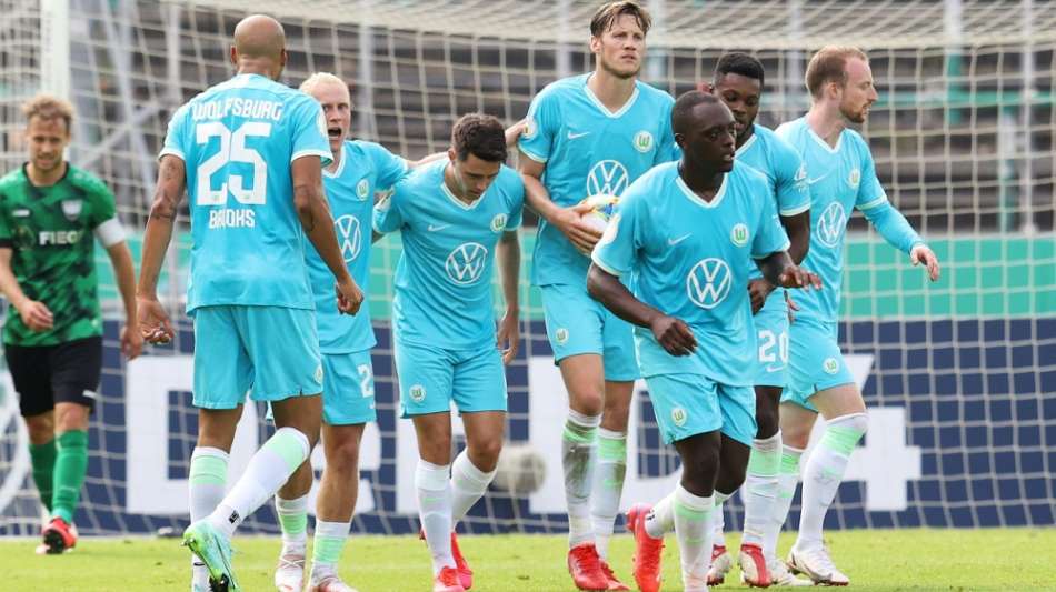 Wolfsburg droht nach Wechselfehler Pokal-Aus