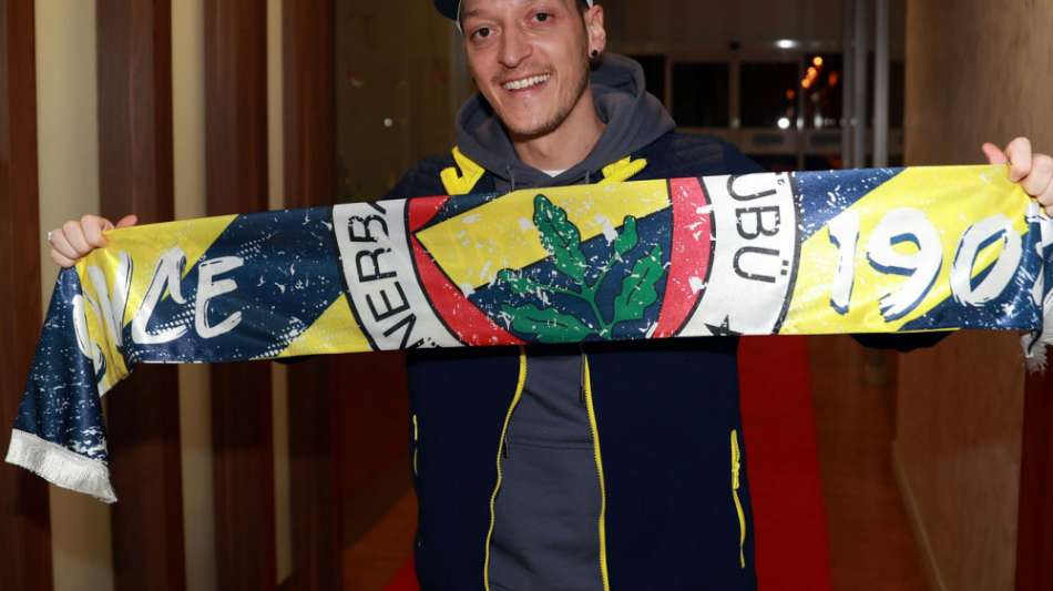 Podolski: Freue mich über Wechsel von Özil