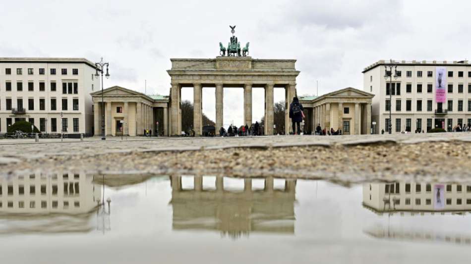 Kritik an Laschet Vorstoß für einen "Brücken-Lockdown"