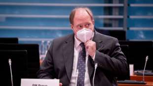 Schuldenbremse: Kanzleramtsminister will Aussetzung